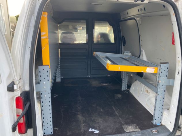 Allestimento furgone Caddy van usato - Foto 3