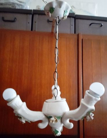 Lampadario con tre bracci in ceramica 32x58 - Foto 7