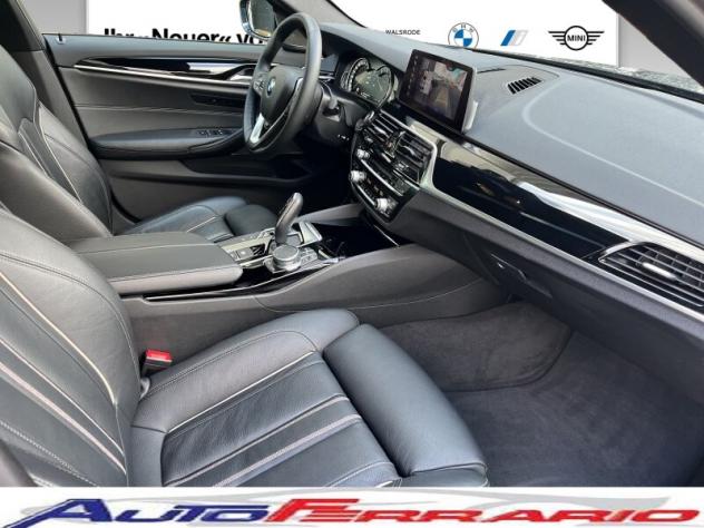 BMW Serie 5(G30/31/F90) 520i Business - Foto 4