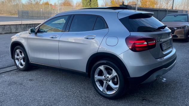 MERCEDES-BENZ GLA 180 1.6 PREMIUM 122CV - FULL LED, PELLE, TETTO - Foto 6