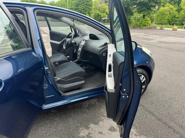 Toyota Yaris 1.3 5 porte - Foto 10