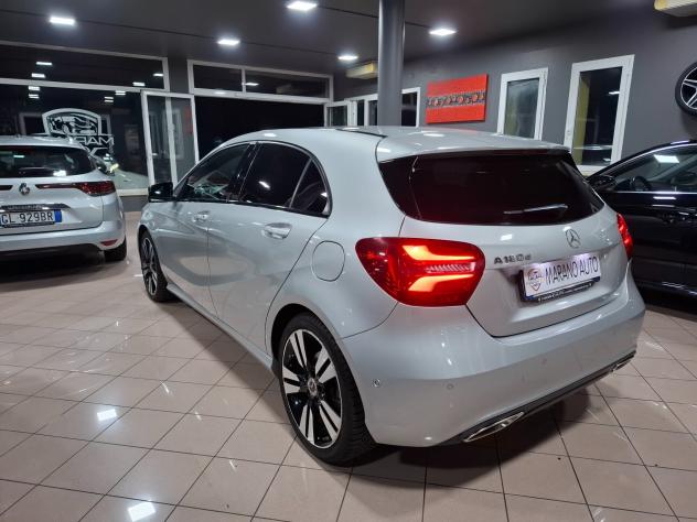 Mercedes A 180 d Sport euro 6 - Foto 5