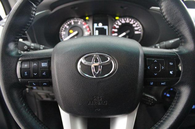 HILUX 2.4 D-4D A/T AWD 4 PORTE DOUBLE CAB EXECUTIVE - Foto 10