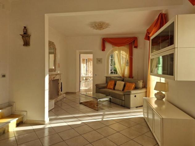 Villa in vendita a Carrara 120 mq Rif: 1097469 - Foto 8