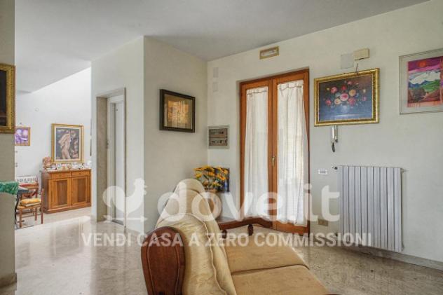 Villetta a schiera di 300 m² con più di 5 locali e box auto in vendita a Taranto - Foto 18