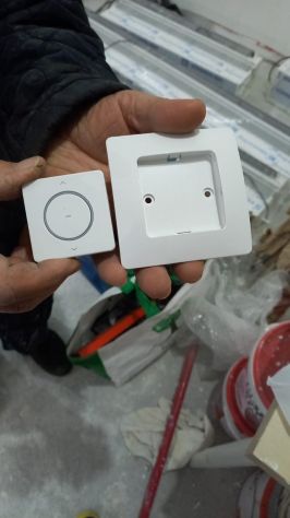 tapparelle coibentate motorizzate e manuali avvolgibili telecomando in alluminio - Foto 2