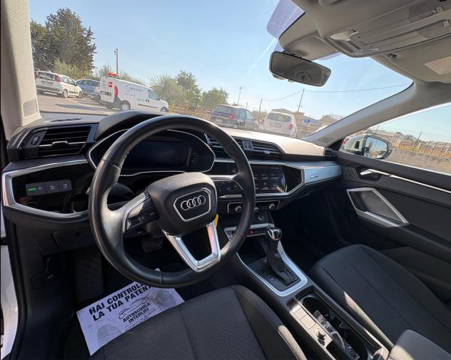 Audi Q3 35 TDI S tronic Business - Foto 7