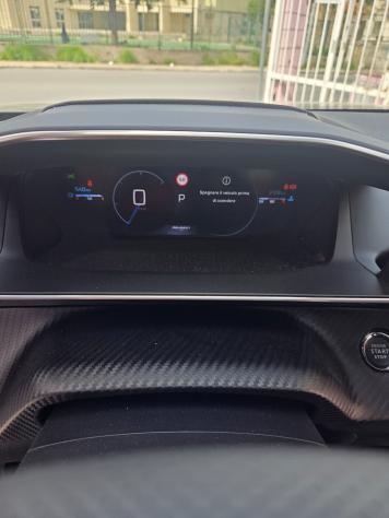 Peugeot 2008 Hybrid 145 e-DCS6 GT Exclusive - Foto 9