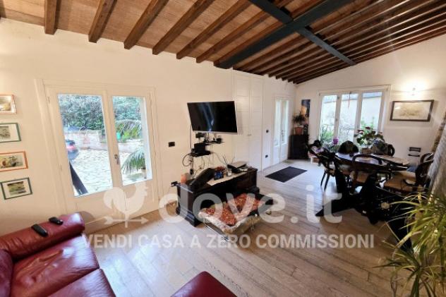 Villa di 250 m² con più di 5 locali e posto auto in vendita a Siena - Foto 5