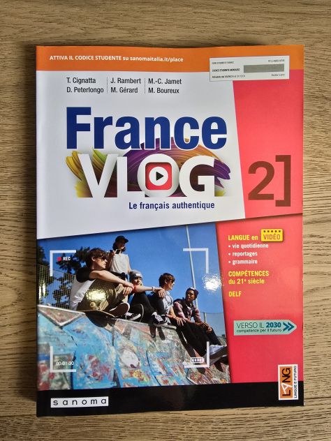 Libro scolastico France Vlog 2