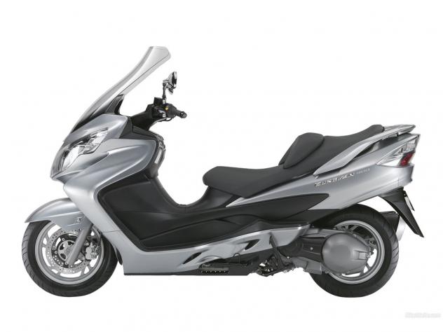 SUZUKI BURGMAN AN 400 CARENA COPERCHIO SCUDO ANTERIORE -ALETTA ROTTA 2007 CG111 - Foto 8