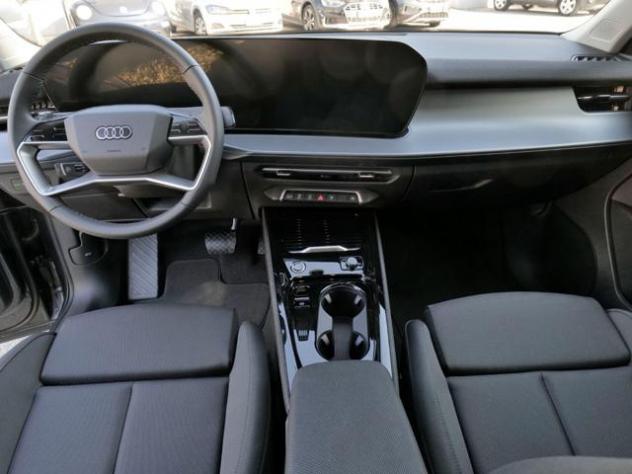 AUDI Q3 Sportback NEW 2.0 Tdi 150cv S-tr. S-line edition rif. 24000235 - Foto 7