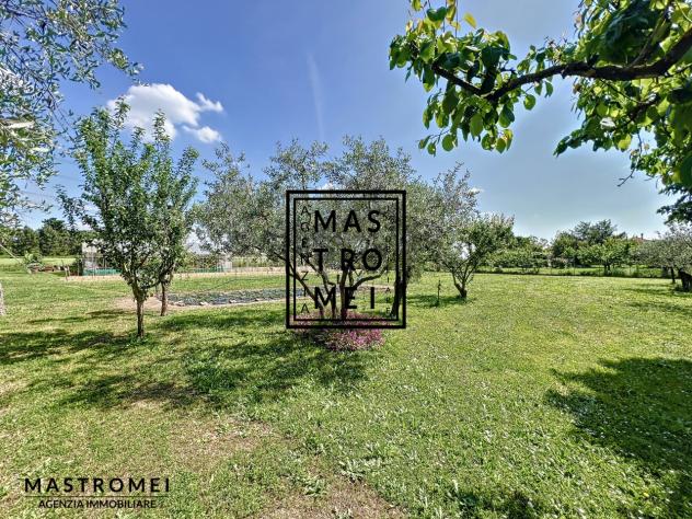VILLA di 11 vani e di 300 mq (ALTOPASCIO) rif. 3442 - Foto 9