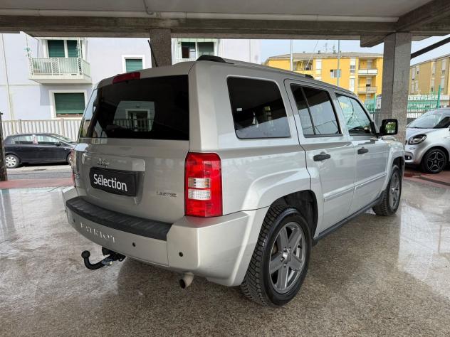 Jeep Patriot 2.0 TD 140cv 4X4 Limited - Foto 4