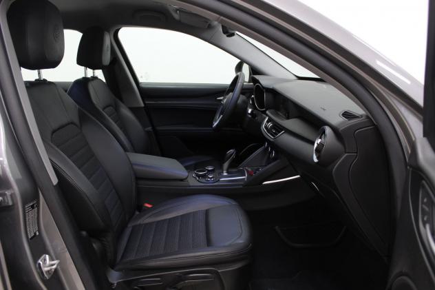 Alfa Romeo Stelvio 2.2 Turbodiesel 210 CV AT8 Q4 Executive - Foto 5