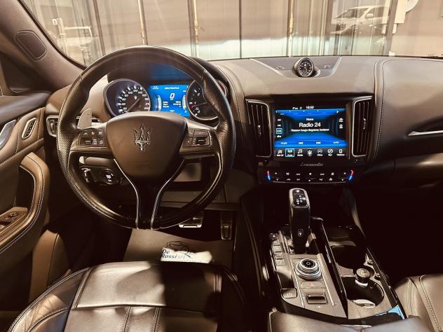 Maserati Levante V6 Diesel 275 CV AWD Gransport - Foto 8