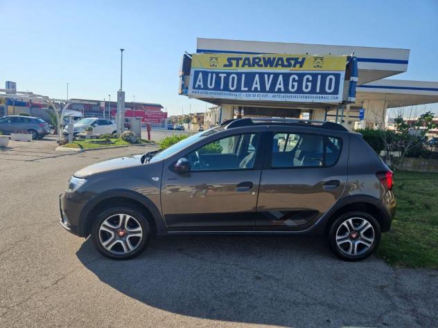 DACIA - Sandero - Stepway 1.5 dCi 90 CV S&S - Foto 4