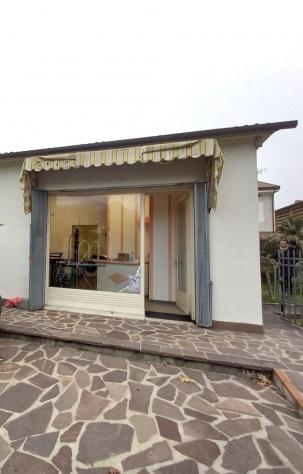 Capannone commerciale in affitto a San Leonardo In Treponzio - Capannori 30 mq Rif: 1230807