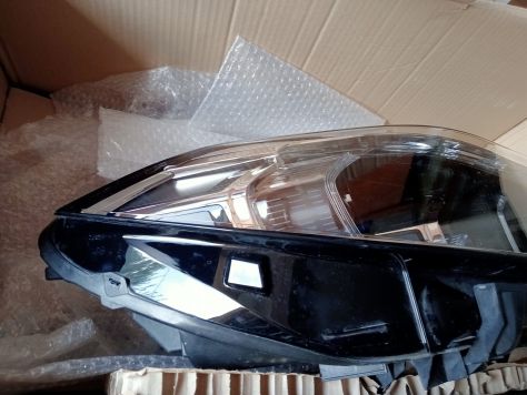 Faro anteriore destro BMW serie1 F40 - Foto 3
