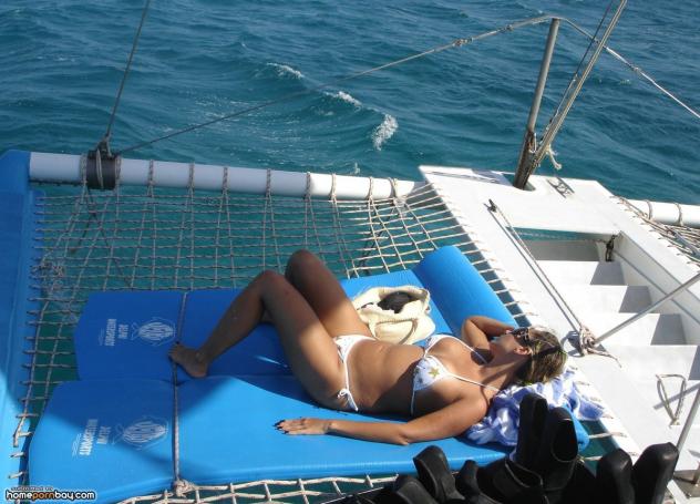 Donna di Fano, 27 anni. Fisico Normale Tel: