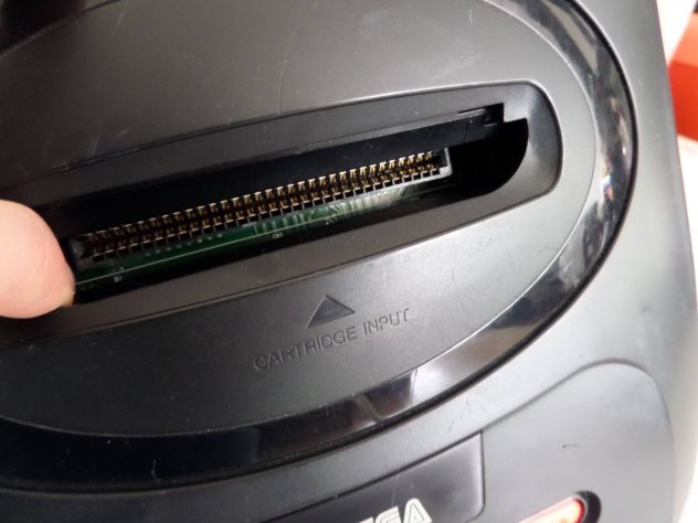 Sega Mega Drive 2 (solo macchina) No cavi, no joypad, FUNZIONANTE - Foto 9
