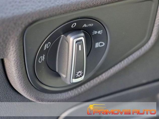 VOLKSWAGEN Touran 1.6 TDI 11 CV SCR DSG rif. 19239358 - Foto 9