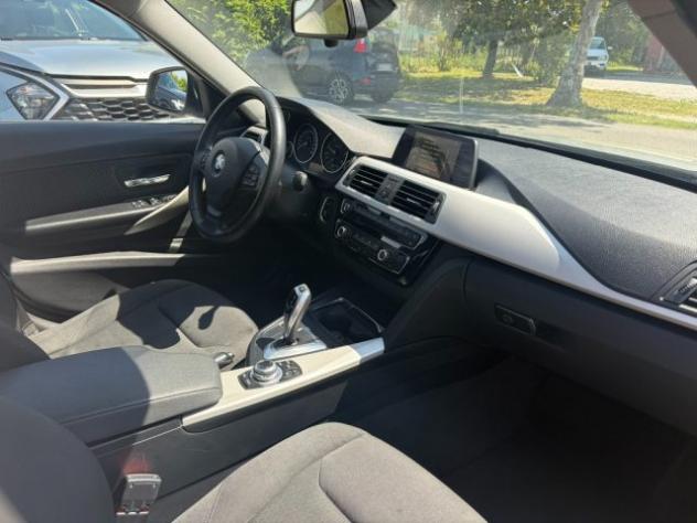 BMW 318 d Touring Sport Automatica rif. 23817062 - Foto 5