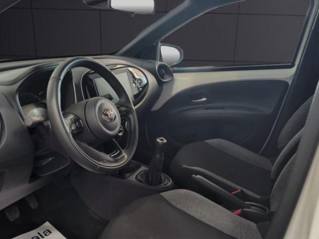 TOYOTA Aygo X 1.0 VVT-i 72 CV 5 porte Active rif. 23849056 - Foto 6