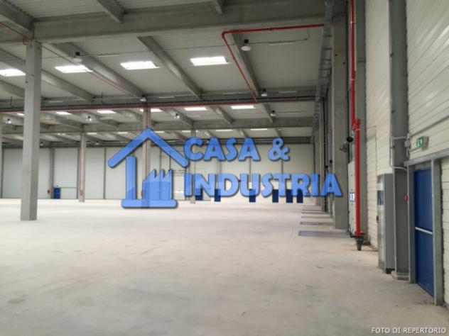 Immobile di 10000 m² con 1 locale in affitto a Rho - Foto 9