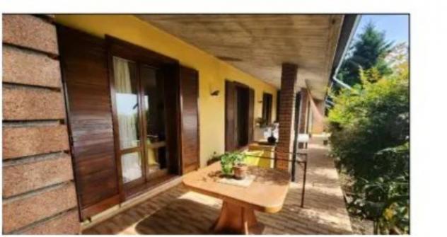 Immobile in asta di 425 m² con più di 5 locali e box auto in vendita a Montorso Vicentino - Foto 2