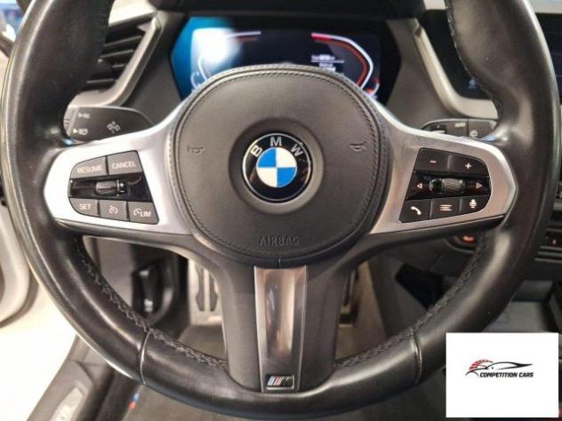 BMW 118 118 i M-SPORT LED NAVI AMBIENTE ASSIST DAB PDC rif. 22596975 - Foto 9