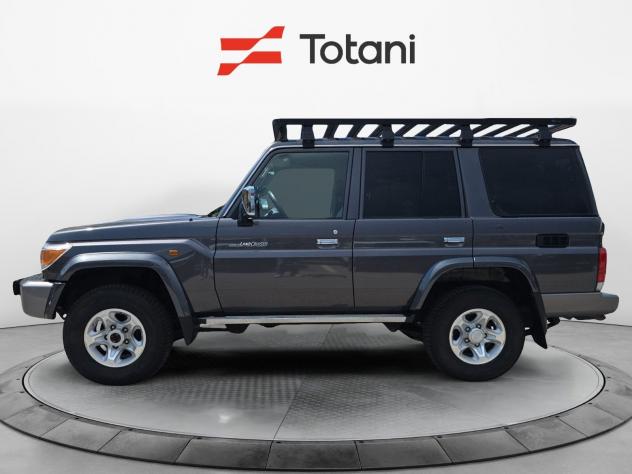 Toyota Land Cruiser GRJ 76 Toyota Land Cruiser GRJ 76 VX - Foto 2