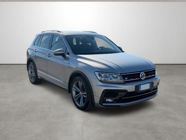 VOLKSWAGEN Tiguan 2.0 TDI SCR Sport BlueMotion Technology rif. 23673672 - Foto 3