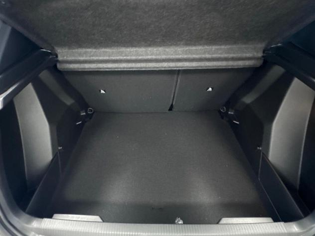 Peugeot 2008 Style 110cv Hybrid Auto - Foto 9