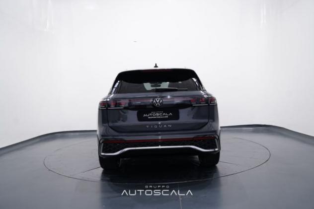 VOLKSWAGEN Tiguan 2.0 TDI 150cv DSG R-Line rif. 23395963 - Foto 5