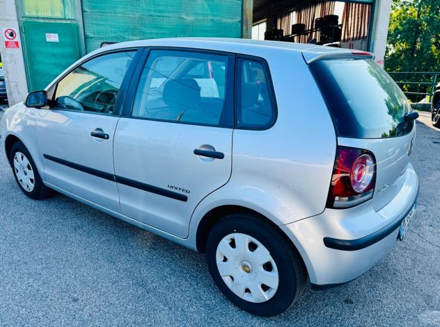 Volkswagen Polo 1.2/60CV 5p. Neopatentati - Foto 6