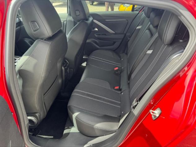Opel Astra 5P GS Line 1.2 - Foto 10