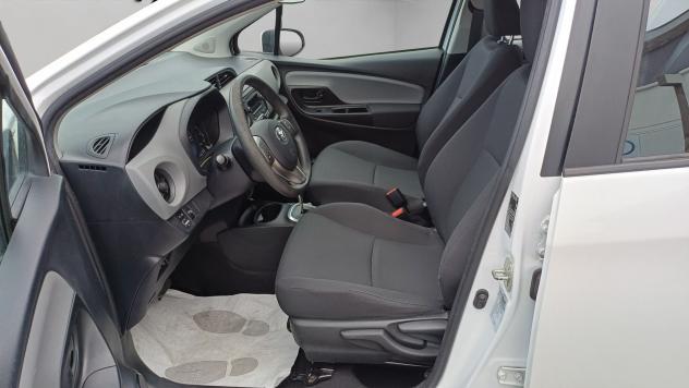 Toyota Yaris Hybrid 1.5 Hybrid COOL - Foto 8