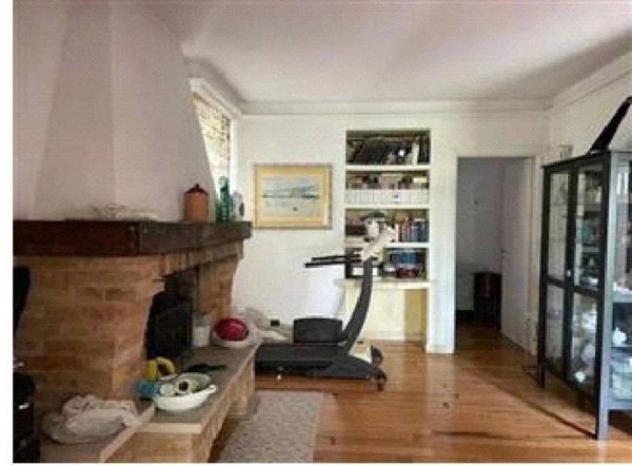Immobile in asta di 141 m² con più di 5 locali e box auto in vendita a Fermo - Foto 5