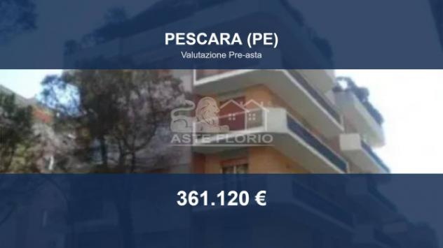 Immobile in asta di 318 m² con più di 5 locali e box auto doppio in vendita a Pescara
