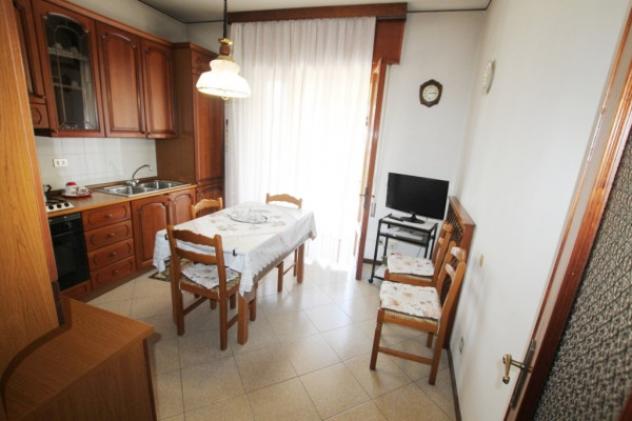 Villa di 170 m² con 5 locali e box auto in vendita a Selvazzano Dentro