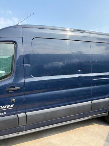 Ford Transit 350 2.0TDCi EcoBlue 130CV L3H2-INCIDENTATO - Foto 2