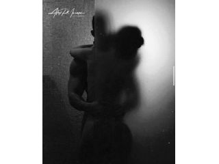 Amore e incontri Milano - Uomo di bella presenza cerca per domani sera donna per ingresso alla Maison Tel:3487453831