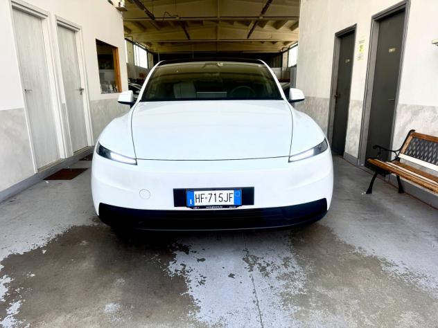 Tesla Model Y RWD Standard - Foto 3
