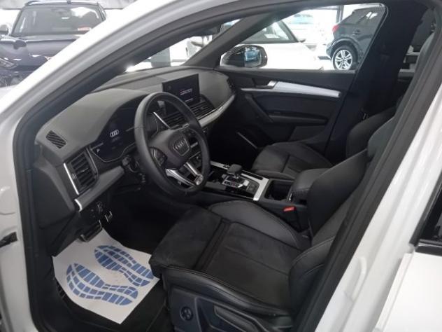 AUDI Q5 SPB 40 TDI quattro S tronic Identity Black rif. 24135698 - Foto 10