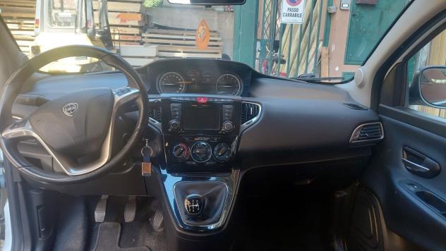 Lancia Ypsilon 0.9 TwinAir 85 CV 5 porte Metano Ecochic Platinum - Foto 5