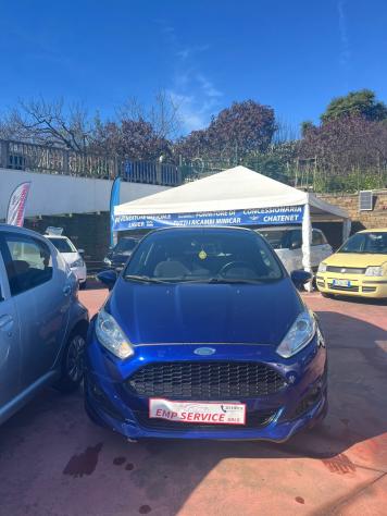 Ford Fiesta 1.5 TDCi 95CV 3 porte ST-Line - Foto 2