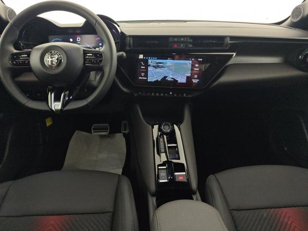 Alfa Romeo Junior Ibrida 1.2 eDCT6 ibrida Speciale - Foto 6
