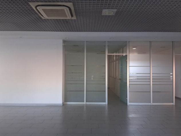 Negozio C1 a Via Casilina zona Giardinetti - Foto 5