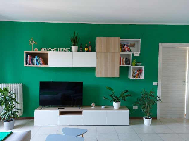 CAMERA SINGOLA CON LETTO MATRIMONIALE IN TRILOCALE RISTRUTTURATO